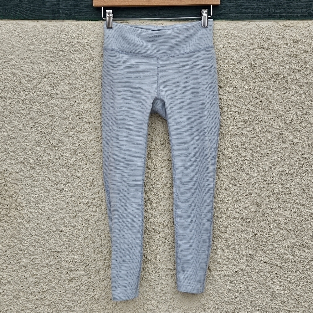 Outdoor Voices light blue space dye leggings crop 23.5 in inseam small